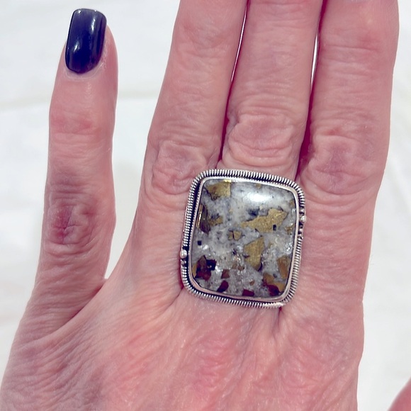 “Echo of the Dreamer” Sterling Silver Ring - Sz. 7  *Price Firm* (Never Worn) - Picture 3 of 9